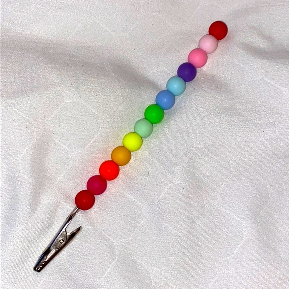 Clip - Picture 1 of 1